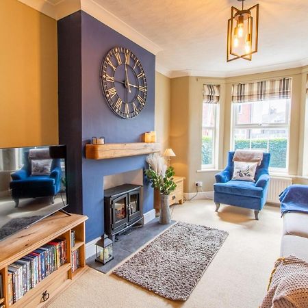 Modern Coastal Home Sleeping 5 - 2 Minute Walk To Pakefield Beach, Suffolk ภายนอก รูปภาพ