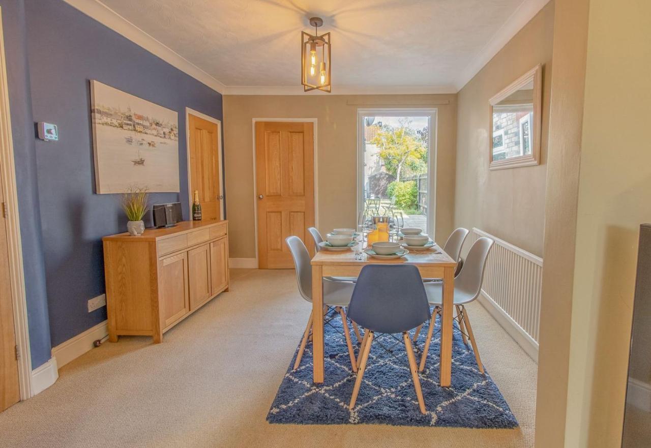 Modern Coastal Home Sleeping 5 - 2 Minute Walk To Pakefield Beach, Suffolk ภายนอก รูปภาพ